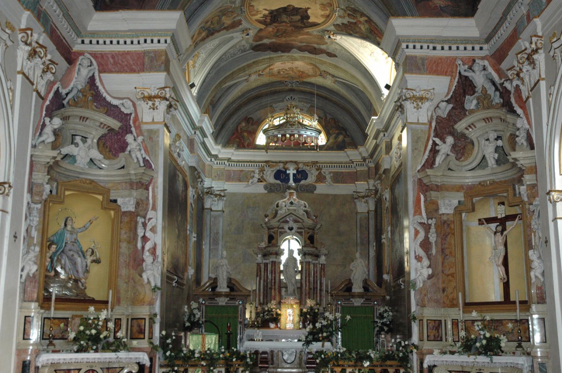 Altare-Chiesa-S.Giovanni-Borgo-Sacco-visitrovereto