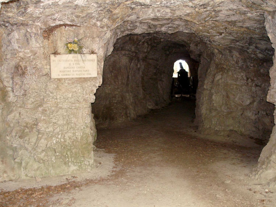 Caverna-Damiano-Chiesa