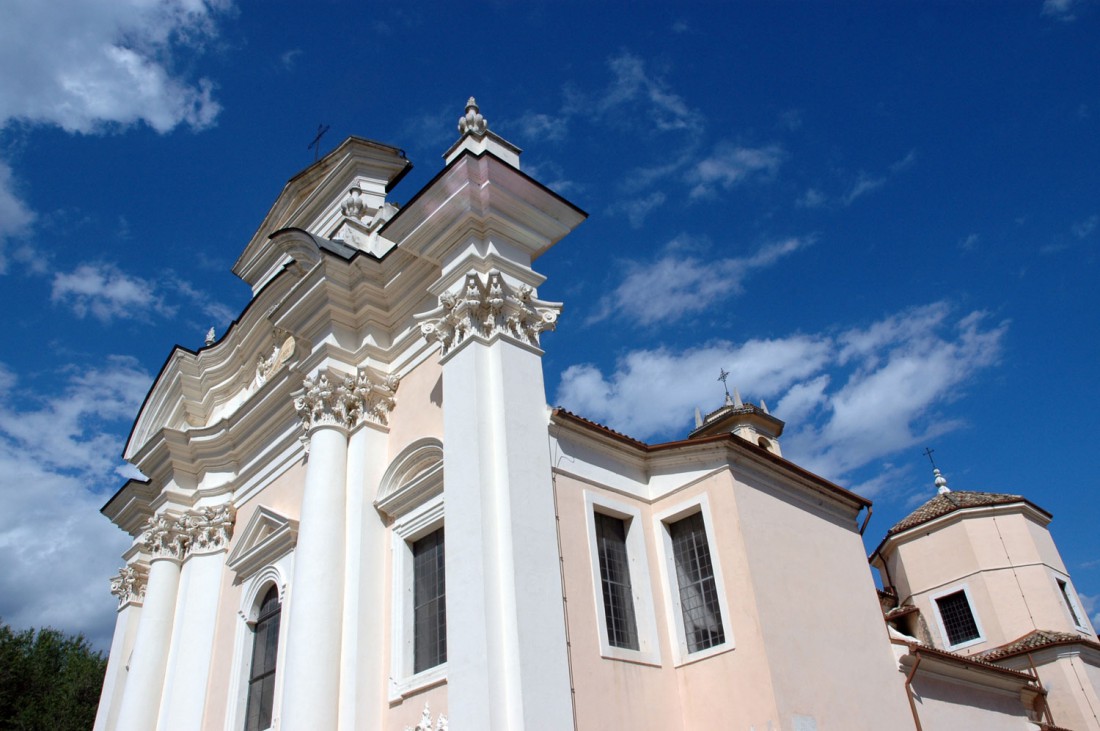 Esterno-Chiesa-S.Giovanni-Borgo-Sacco-visitrovereto